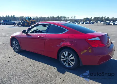 2010 Honda Accord 2.4 Ex z USA, uszkodzony, nr VIN 1HGCS1B75AA006445